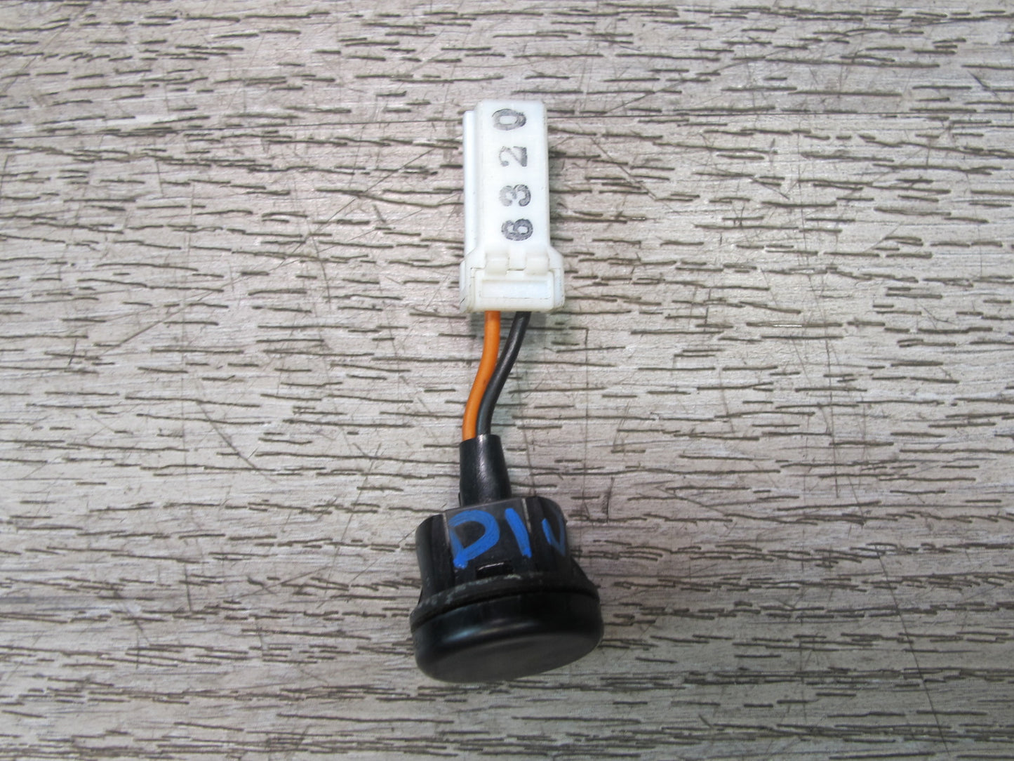 99-01 Isuzu Vehicross Sunlight Sunload Solar Sensor OEM