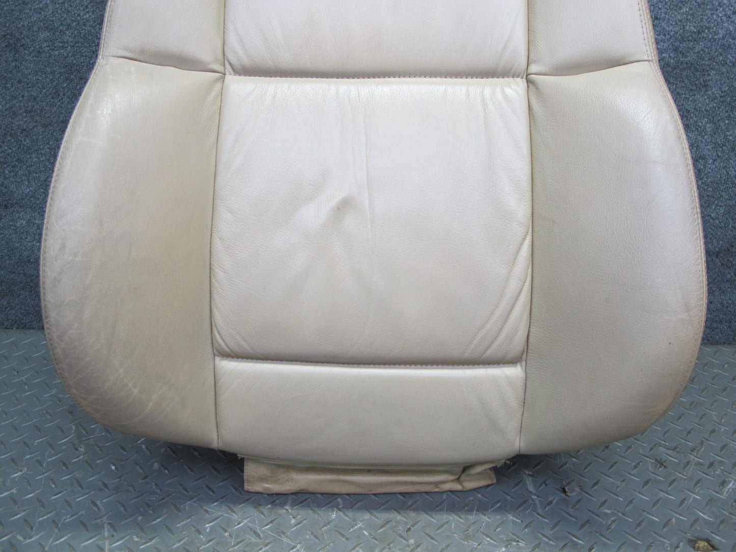 96-99 BMW E36 325iC 328iC Convertible Front Right Seat Upper Leather Cushion OEM
