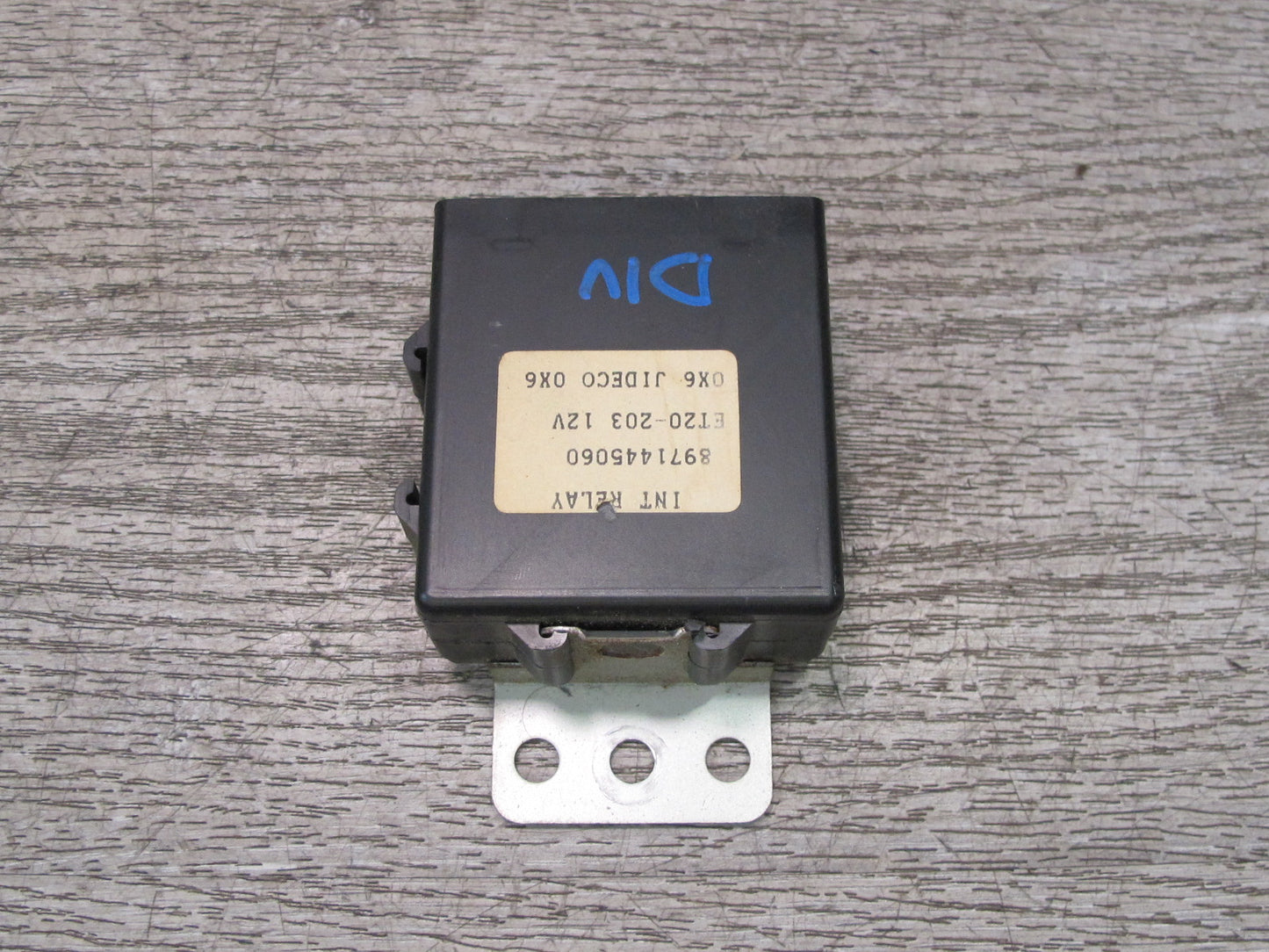99-01 Isuzu Vehicross Wiper Relay Control Module 8971445060 OEM