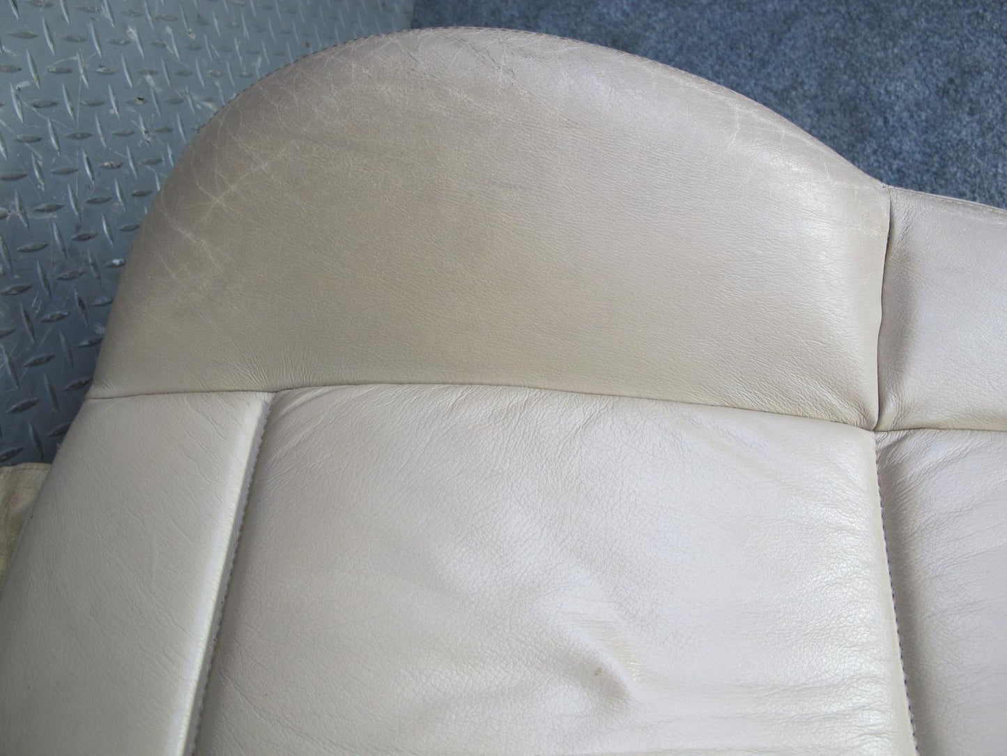 96-99 BMW E36 325iC 328iC Convertible Front Right Seat Upper Leather Cushion OEM