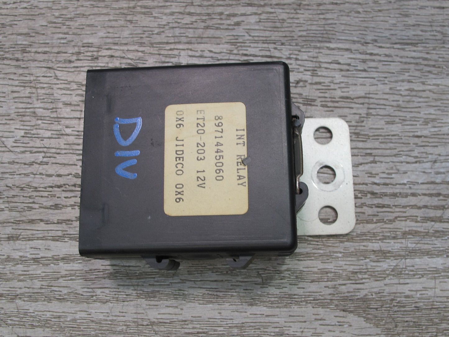 99-01 Isuzu Vehicross Wiper Relay Control Module 8971445060 OEM