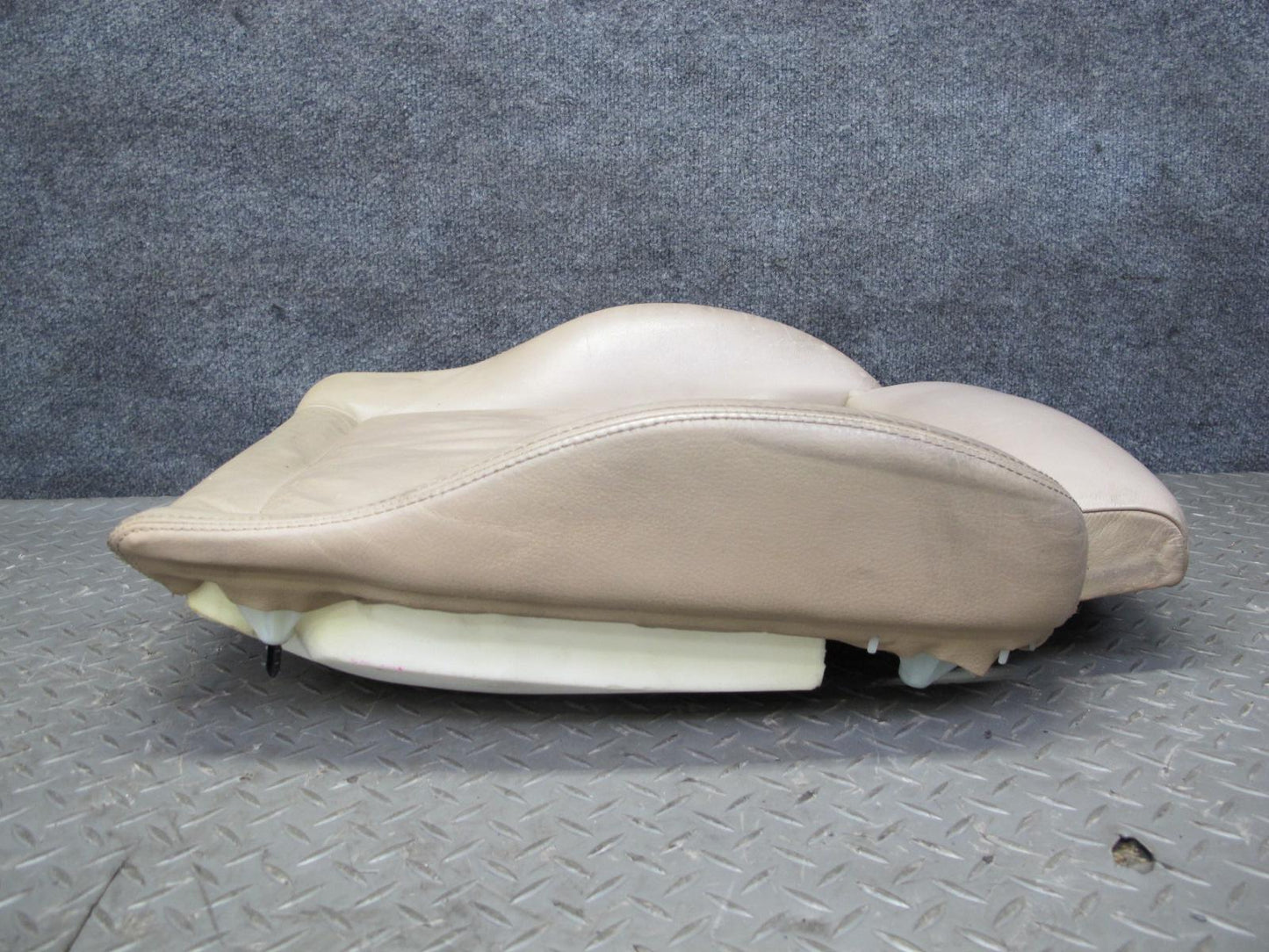 96-99 BMW E36 325iC 328iC Convertible Front Right Seat Lower Leather Cushion OEM