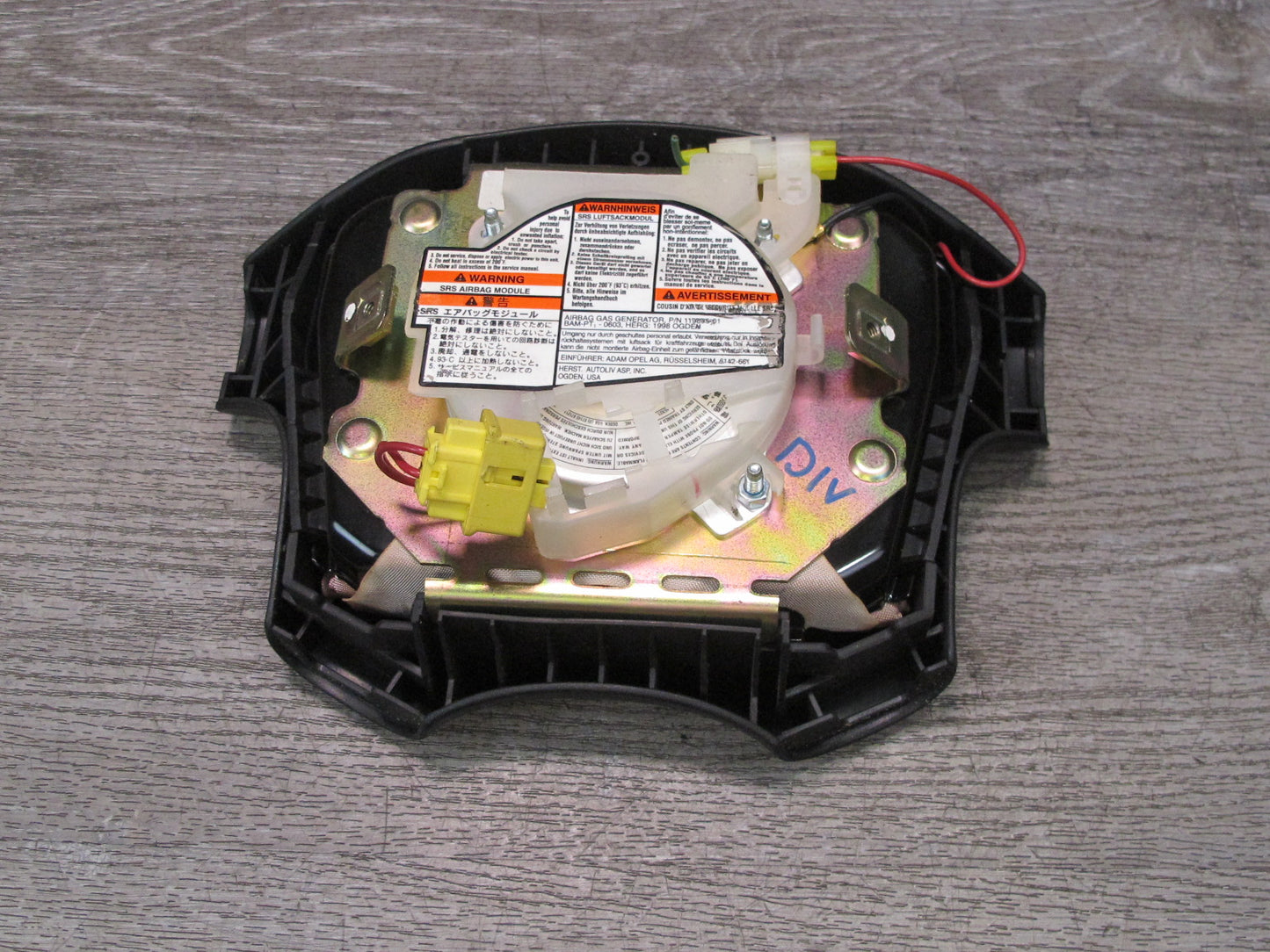 99-01 ISUZU VEHICROSS FRONT LEFT DRIVER SIDE STEERING WHEEL SRS AIRBAG OEM