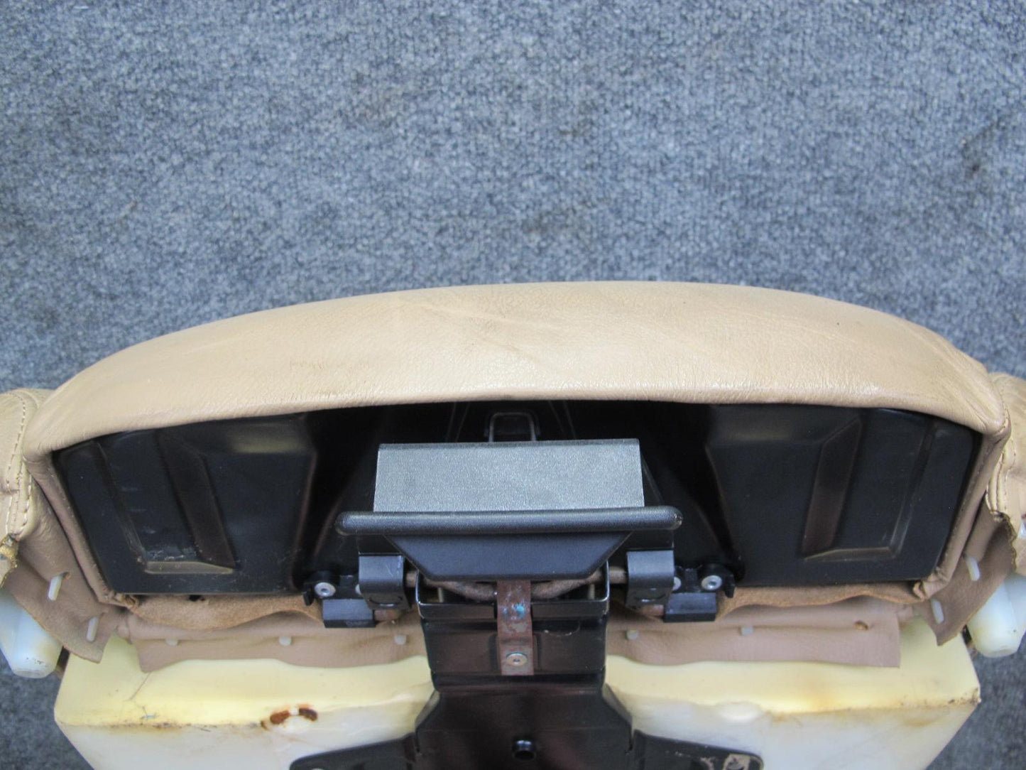 96-99 BMW E36 325iC 328iC Convertible Front Left Seat Lower Leather Cushion OEM