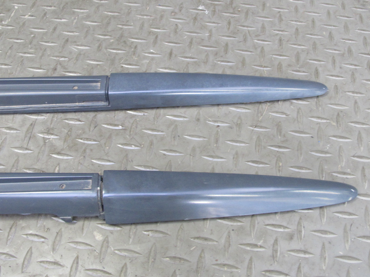 99-01 Isuzu Vehicross Set of 2 Left & Right Roof Rail OEM