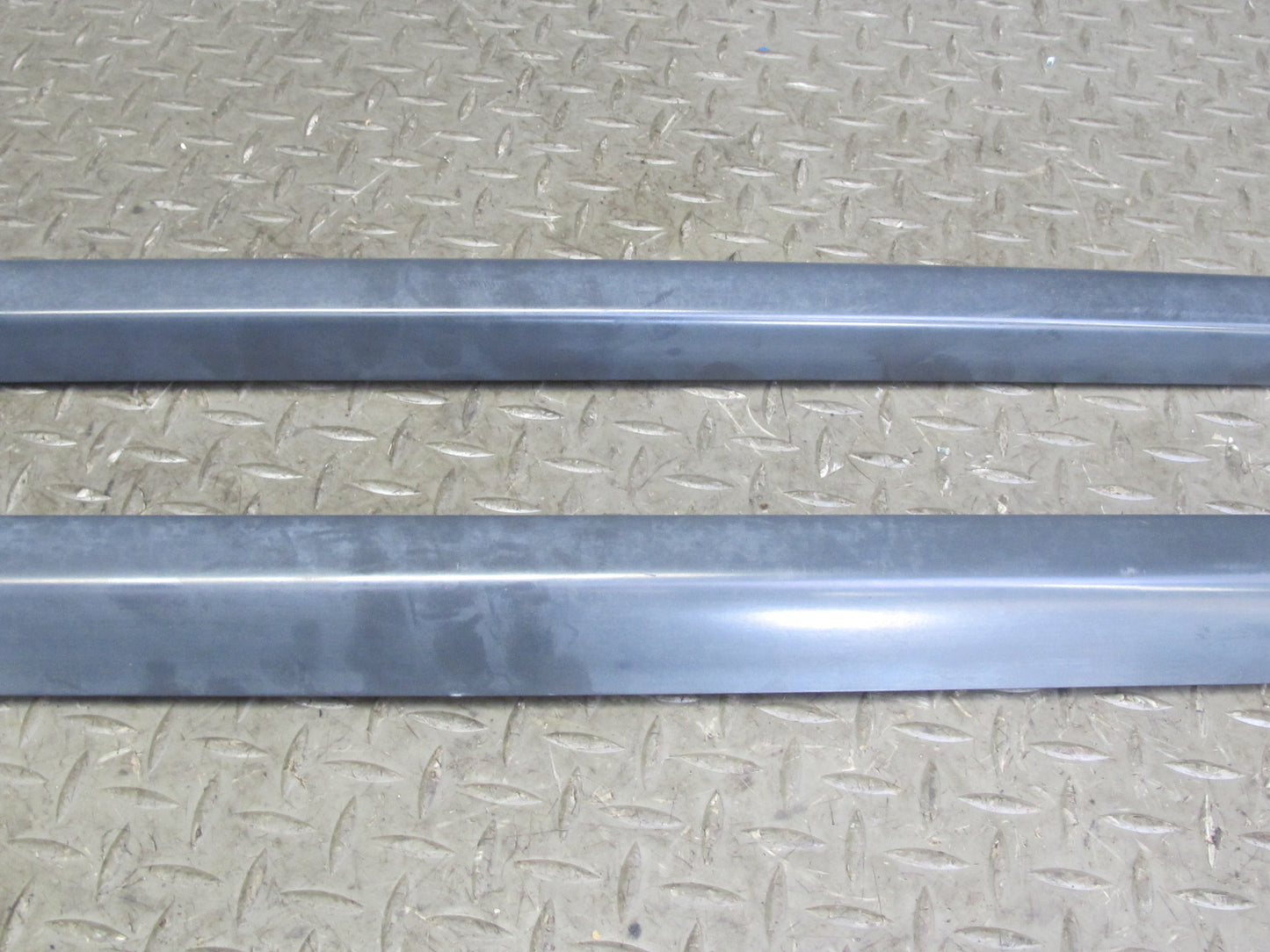 99-01 Isuzu Vehicross Set of 2 Left & Right Roof Rail OEM