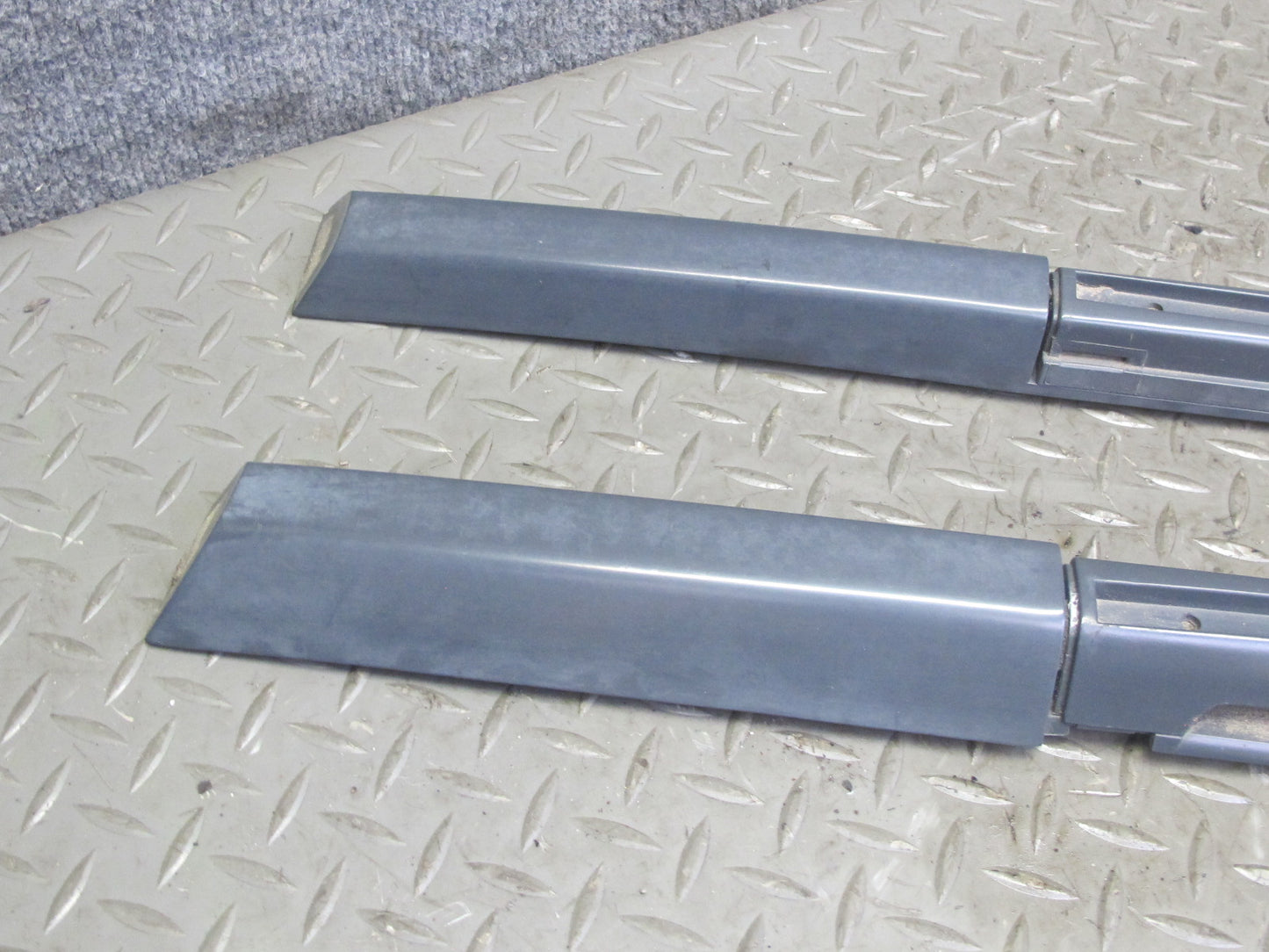 99-01 Isuzu Vehicross Set of 2 Left & Right Roof Rail OEM
