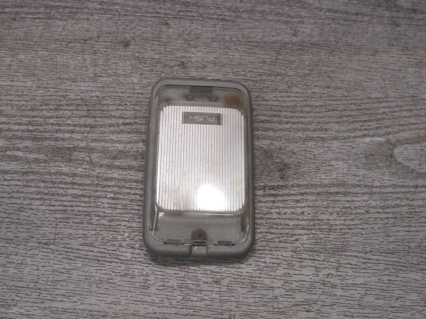 99-01 Isuzu Vehicross Interior Dome Reading Light Lamp OEM