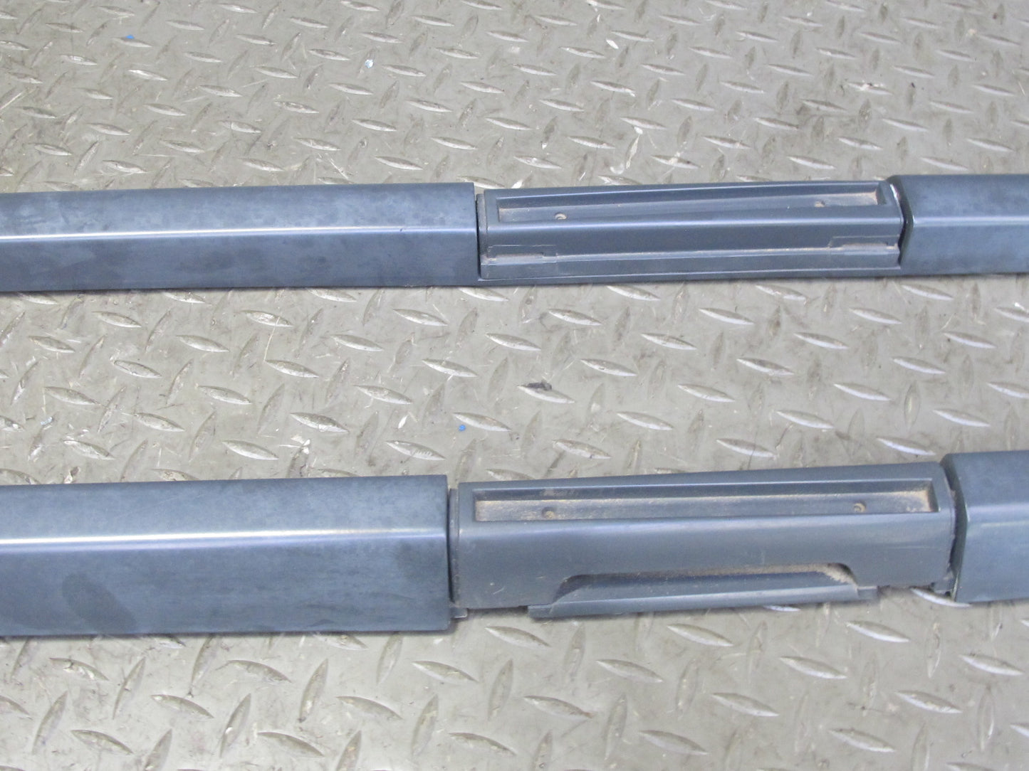 99-01 Isuzu Vehicross Set of 2 Left & Right Roof Rail OEM