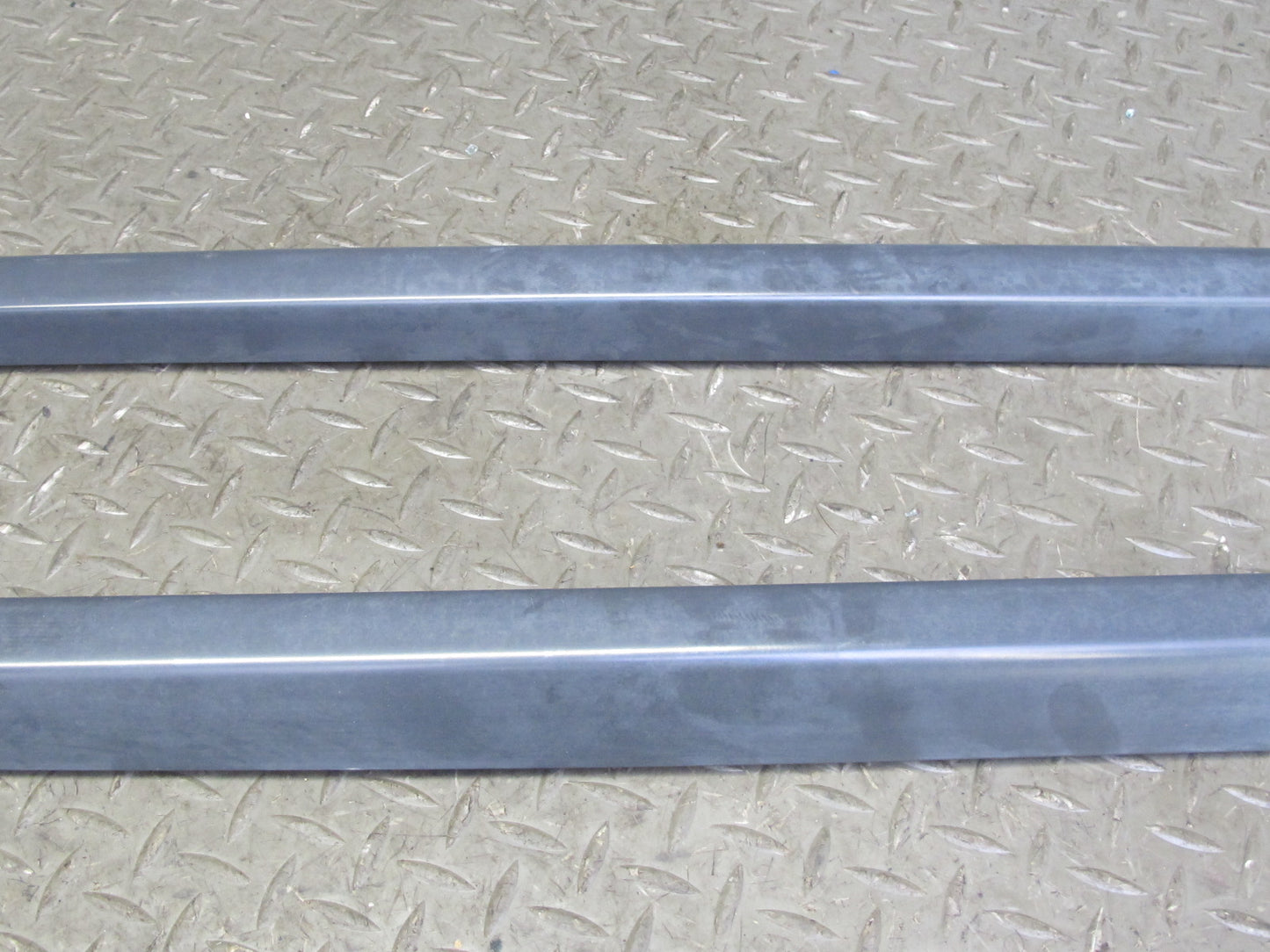99-01 Isuzu Vehicross Set of 2 Left & Right Roof Rail OEM
