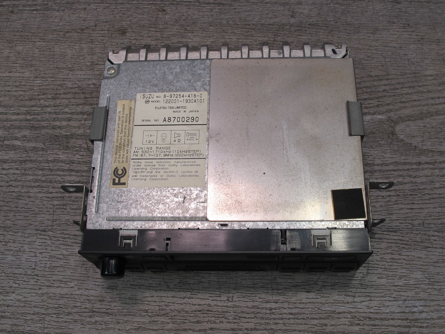 99-01 Isuzu Vehicross AM FM CD Cassette Audio Radio Stereo Head Unit 1930 OEM