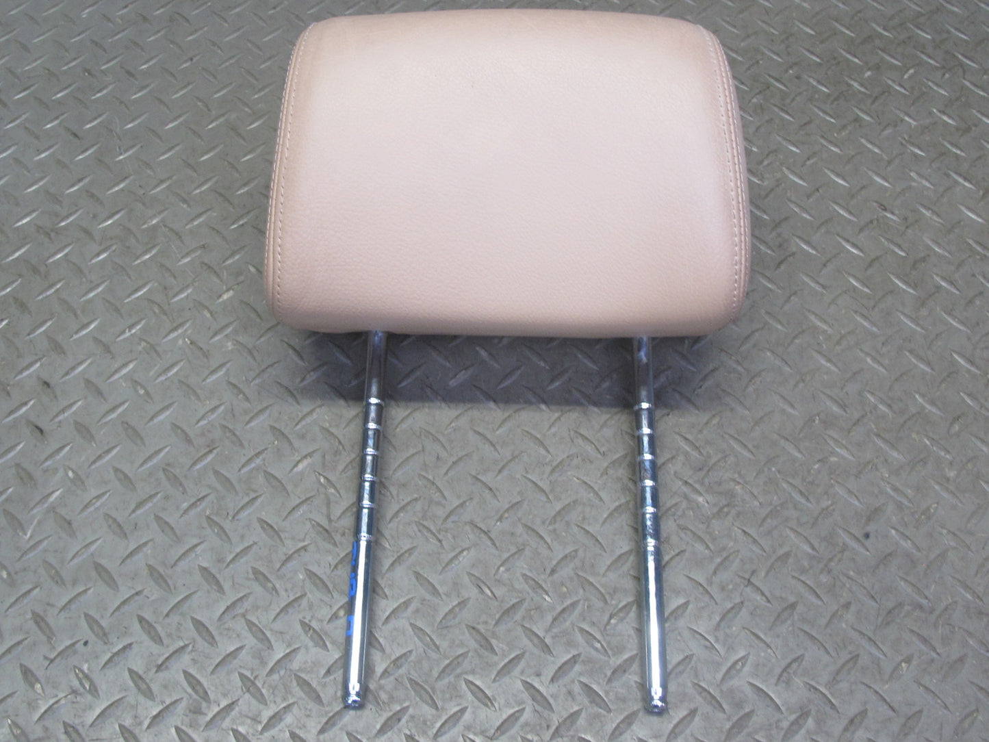 96-99 BMW E36 325iC 328iC Set of 2 Front Left & Right Seat Leather Headrest OEM