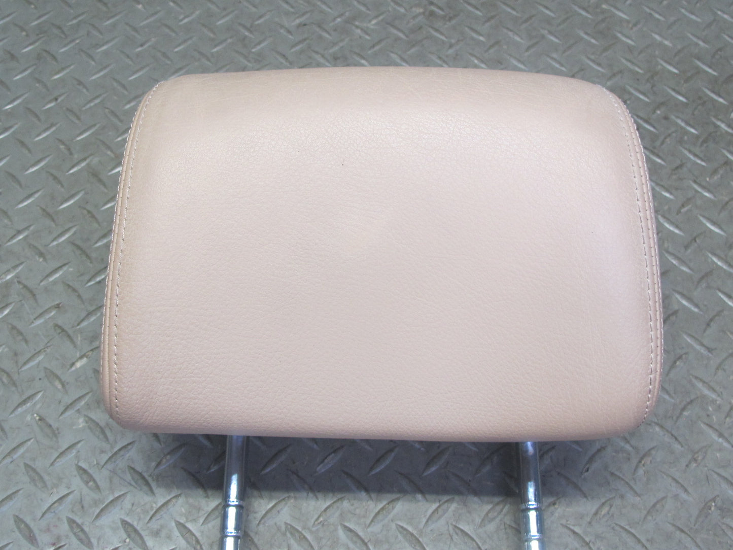 96-99 BMW E36 325iC 328iC Set of 2 Front Left & Right Seat Leather Headrest OEM