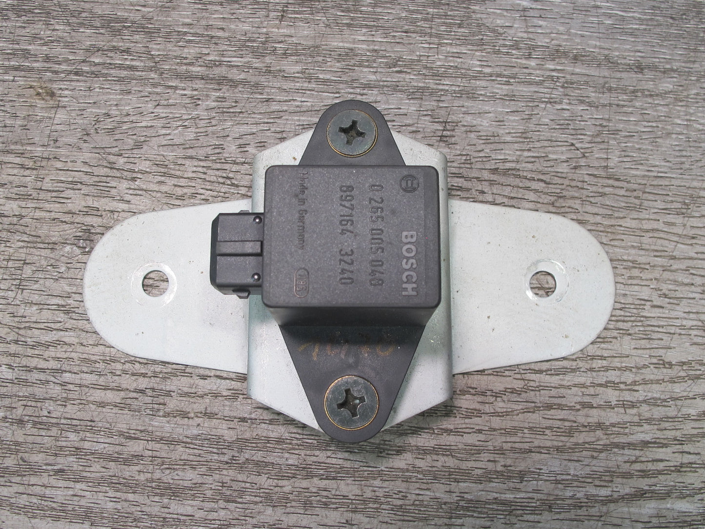 99-01 Isuzu Vehicross Deceleration Sensor Module 8971643240 OEM