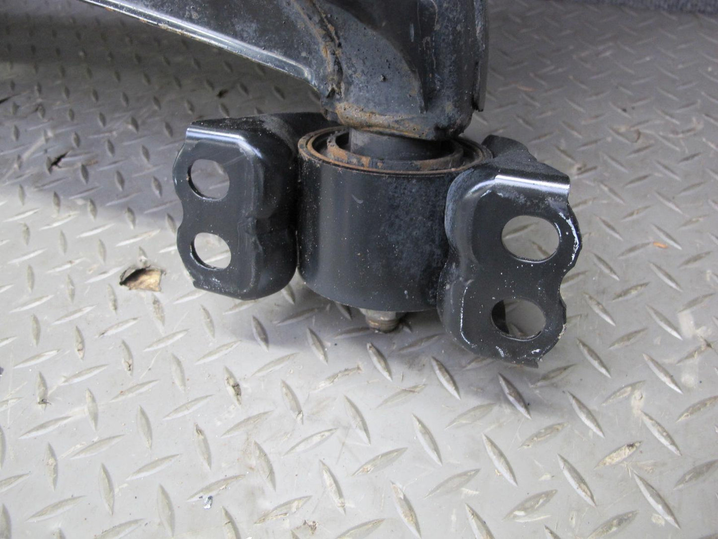 97-00 Lexus UZZ30L SC300 SC400 Rear Engine Subframe Crossmember OEM