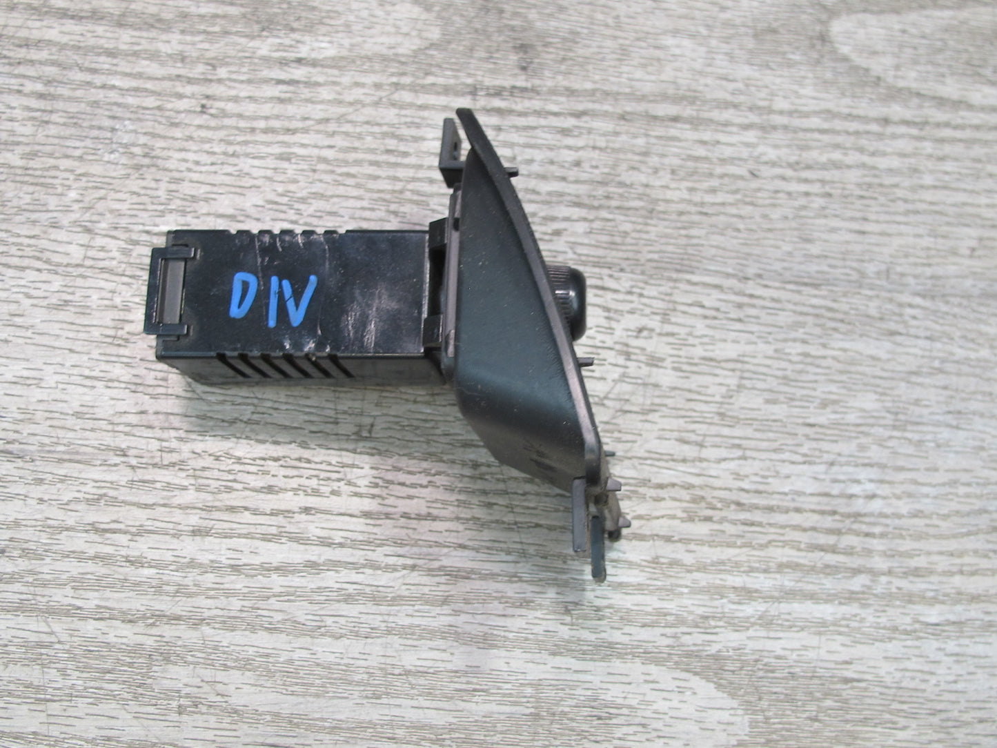 99-01 Isuzu Vehicross Dash Light Dimmer Control Switch w Trim OEM