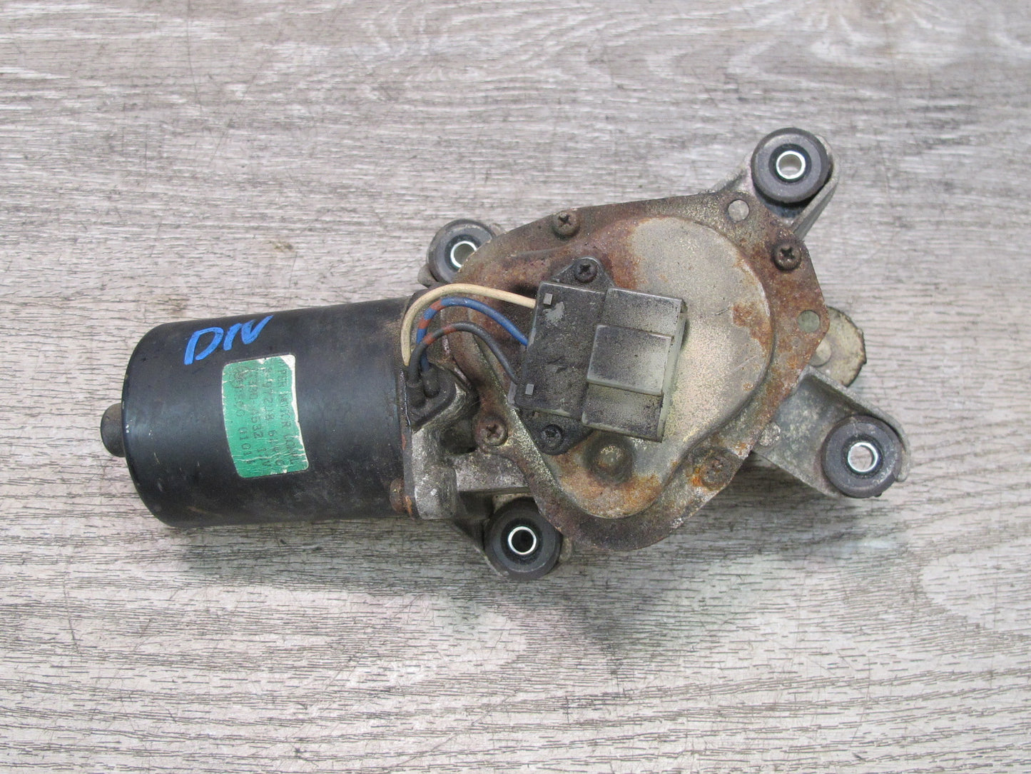 99-01 Isuzu Vehicross Front Windshield Wiper Transmission Linkage w Motor OEM