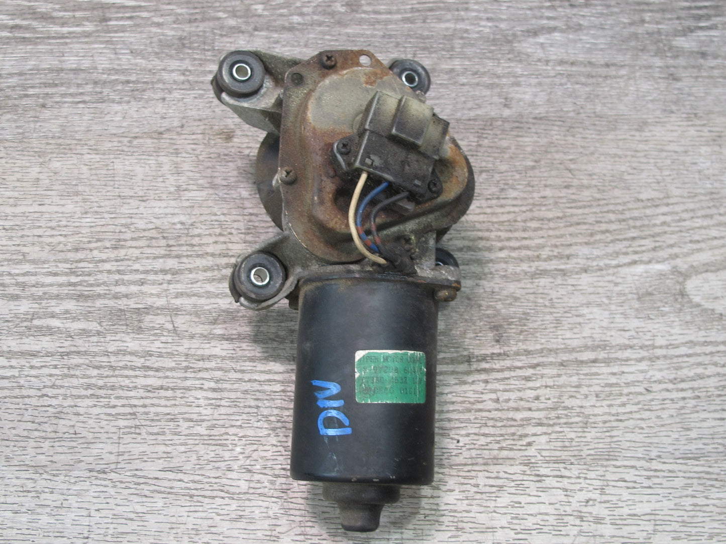 99-01 Isuzu Vehicross Front Windshield Wiper Transmission Linkage w Motor OEM