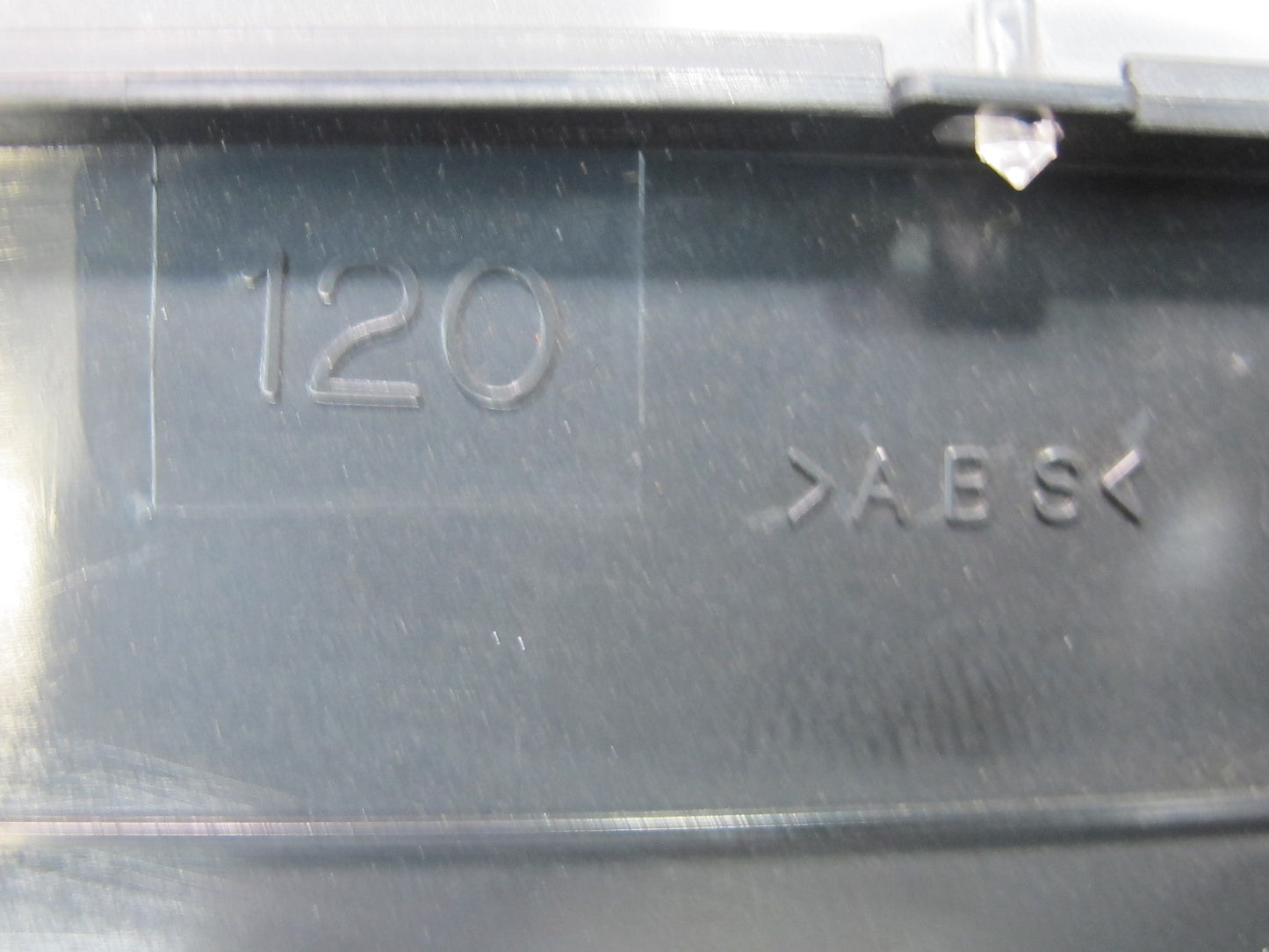 99-01 Isuzu Vehicross Instrument Cluster Gauge Speedometer 8972081943 OEM