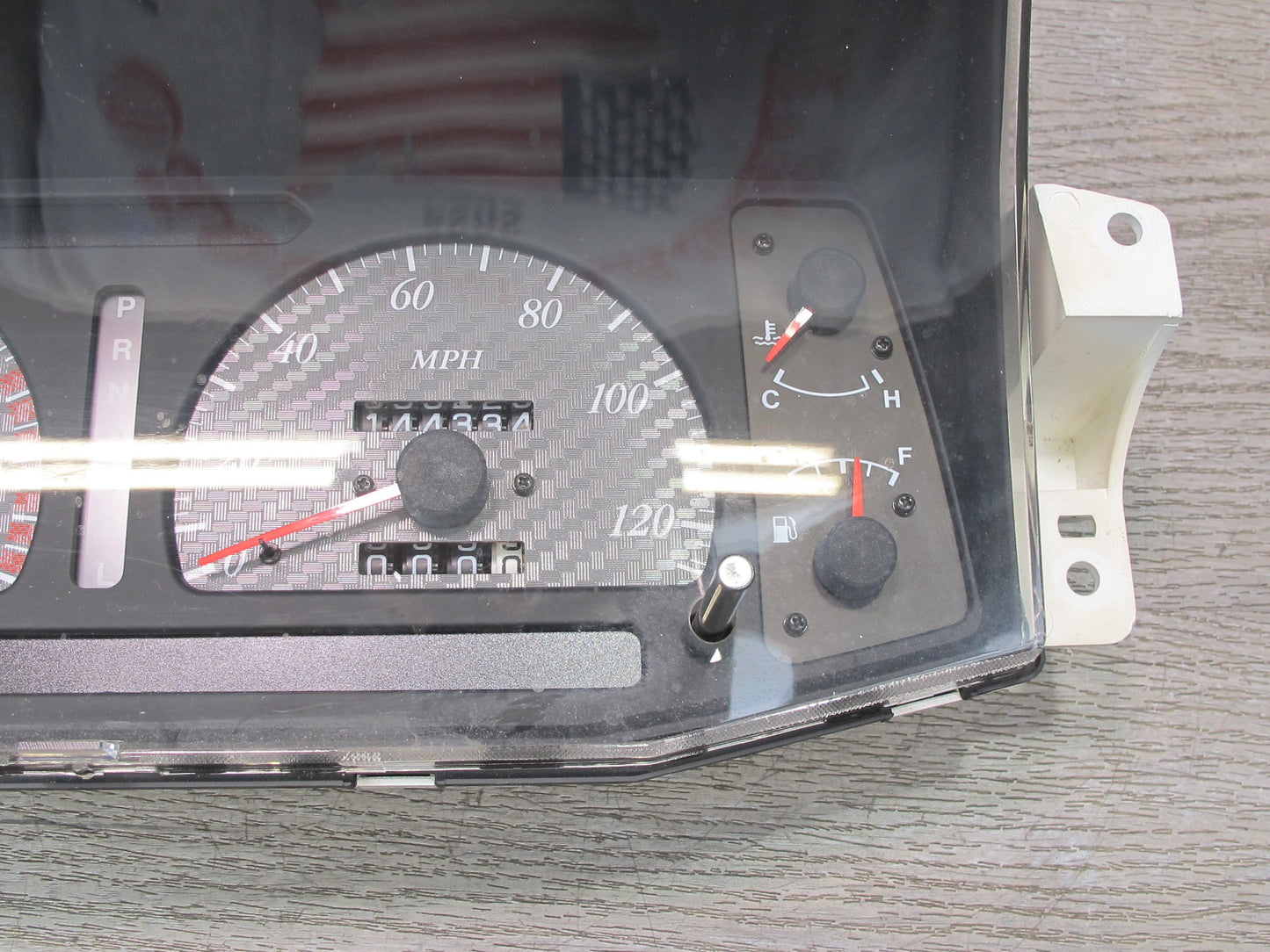 99-01 Isuzu Vehicross Instrument Cluster Gauge Speedometer 8972081943 OEM
