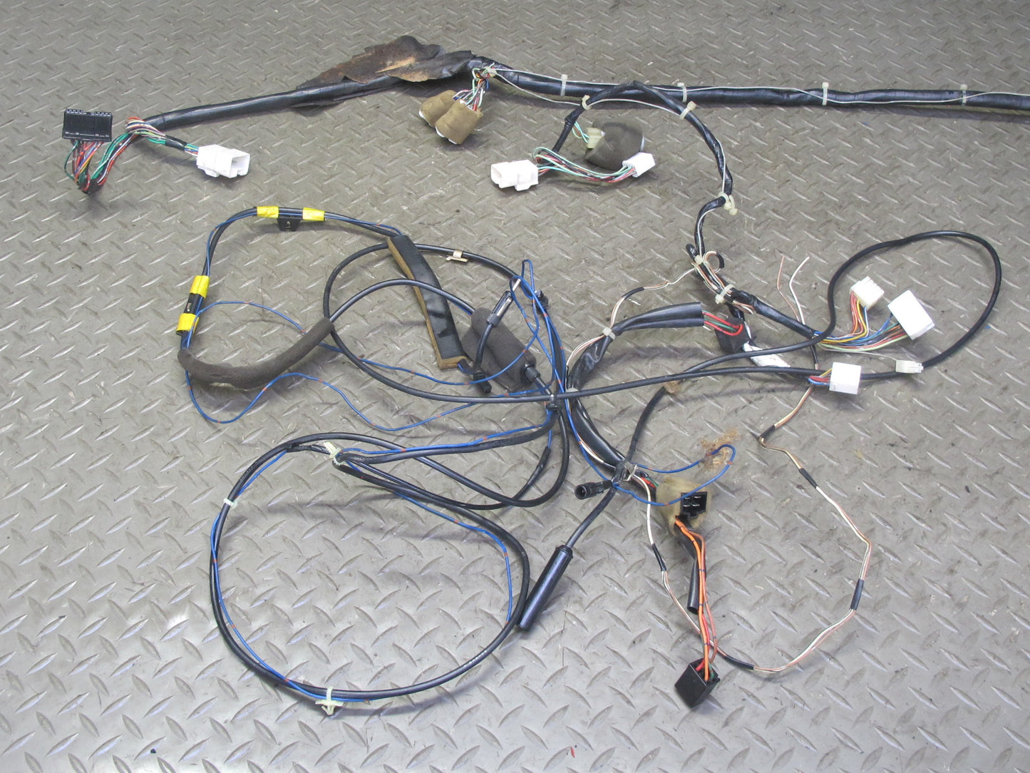 99-01 Isuzu Vehicross Interior Body Wire Wiring Harness OEM