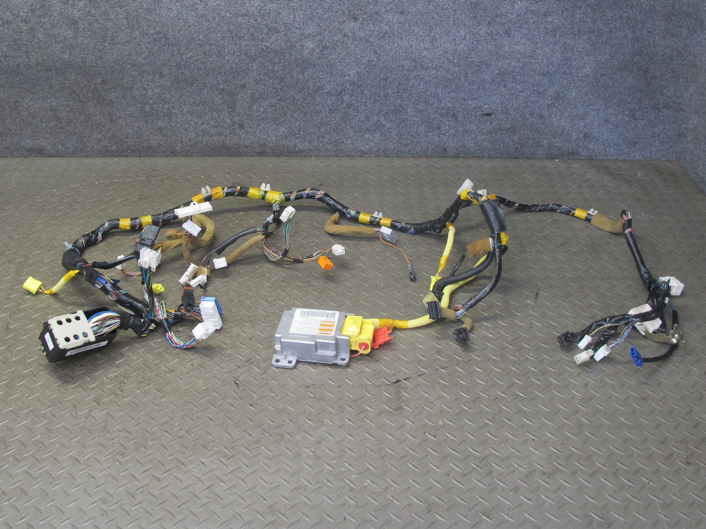 99-01 Isuzu Vehicross Dash Dashboard Wire Wiring Harness w Fuse Box OEM