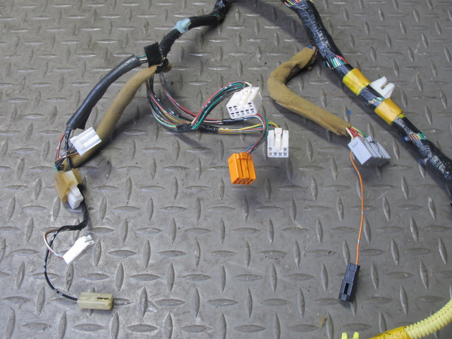 99-01 Isuzu Vehicross Dash Dashboard Wire Wiring Harness w Fuse Box OEM