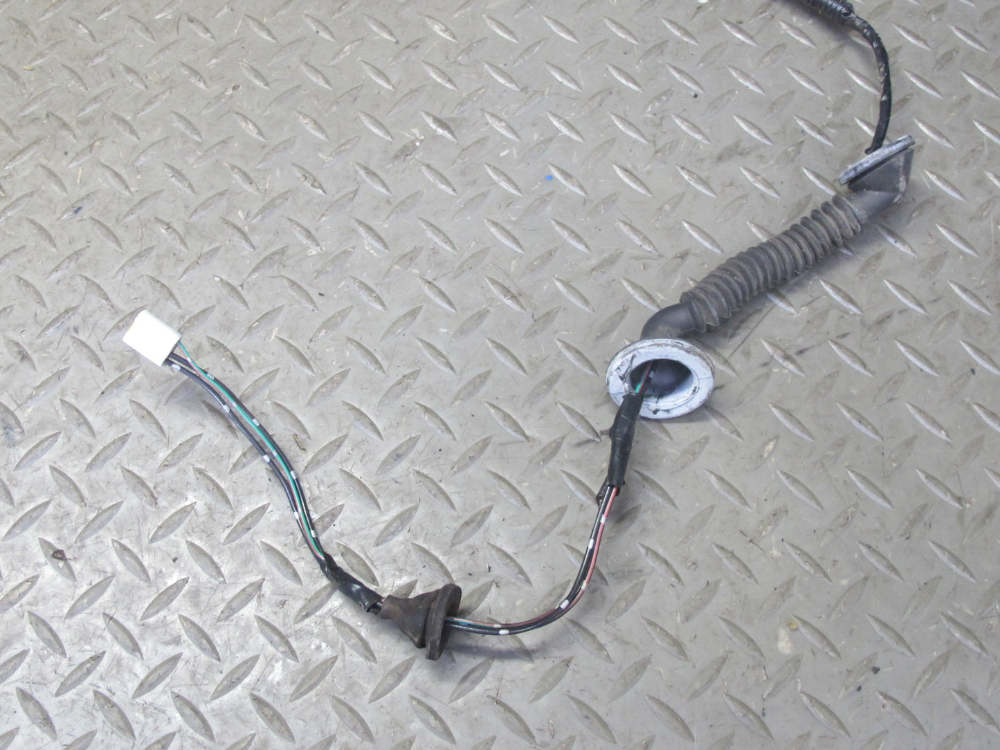 99-01 Isuzu Vehicross Rear Tailgate Trunk Gate Door Wire Wiring Harness OEM