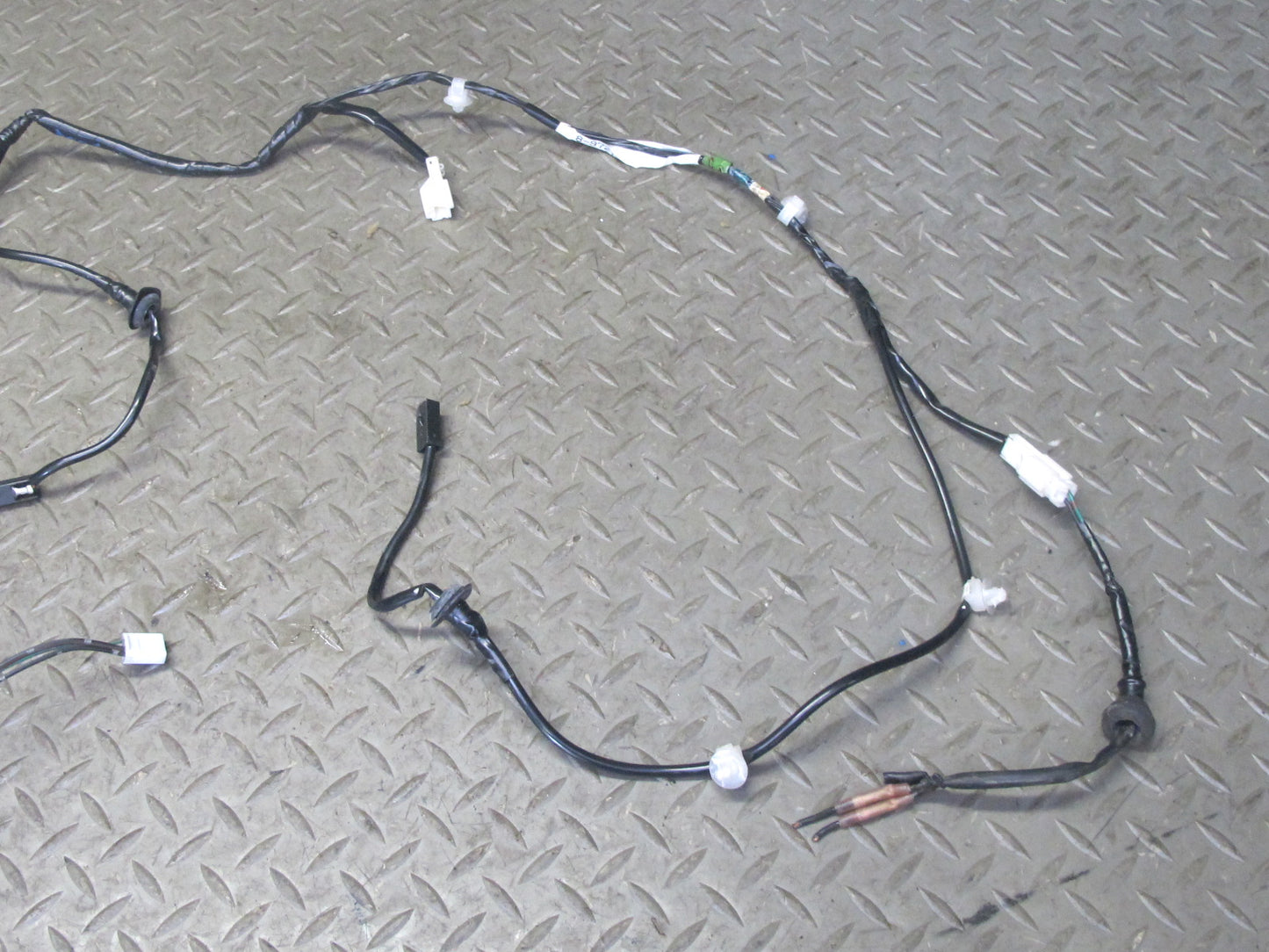 99-01 Isuzu Vehicross Rear Tailgate Trunk Gate Door Wire Wiring Harness OEM