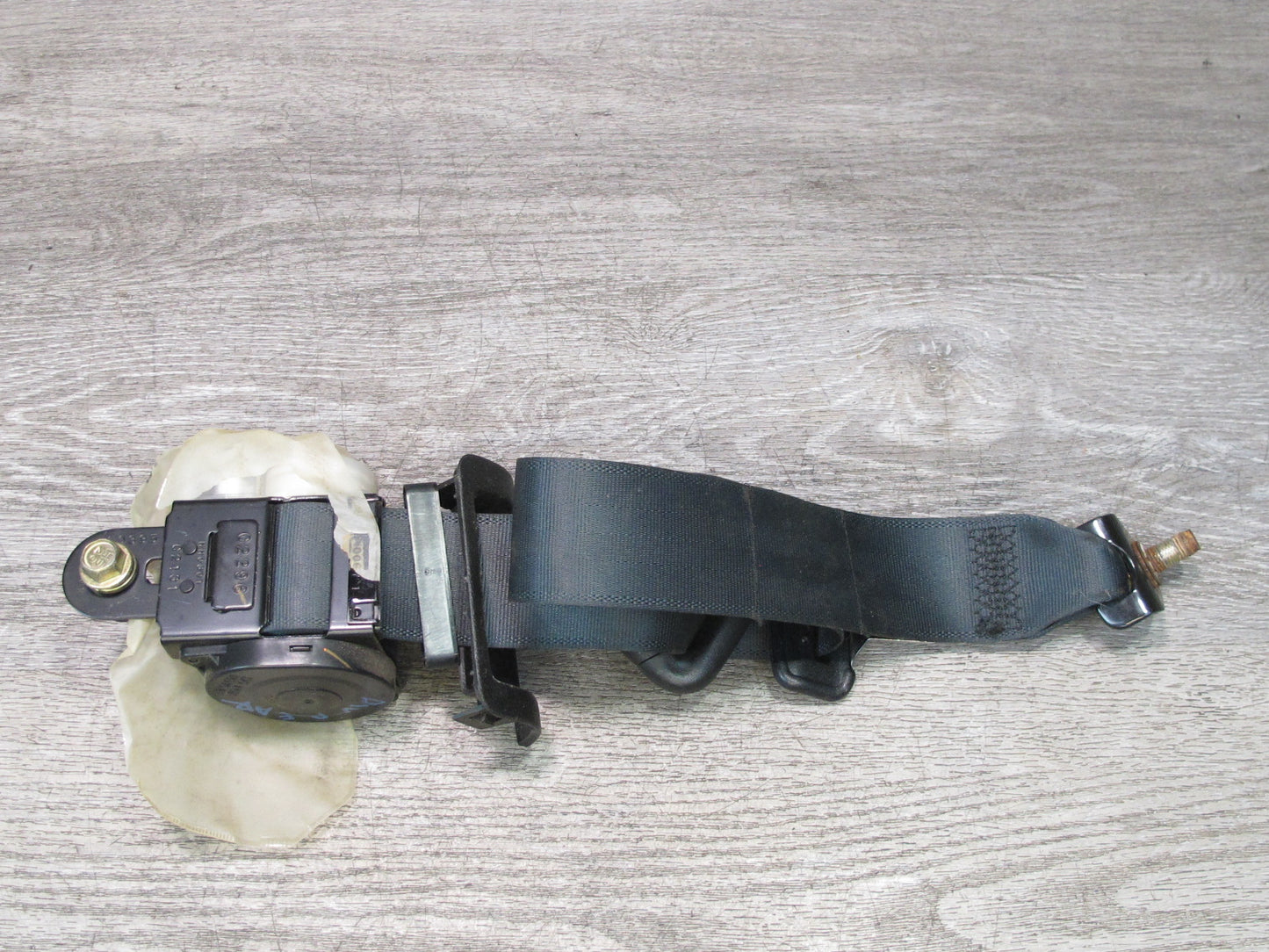 99-01 ISUZU VEHICROSS REAR RIGHT & LEFT SIDE SEATBELT RETRACTOR SET OEM