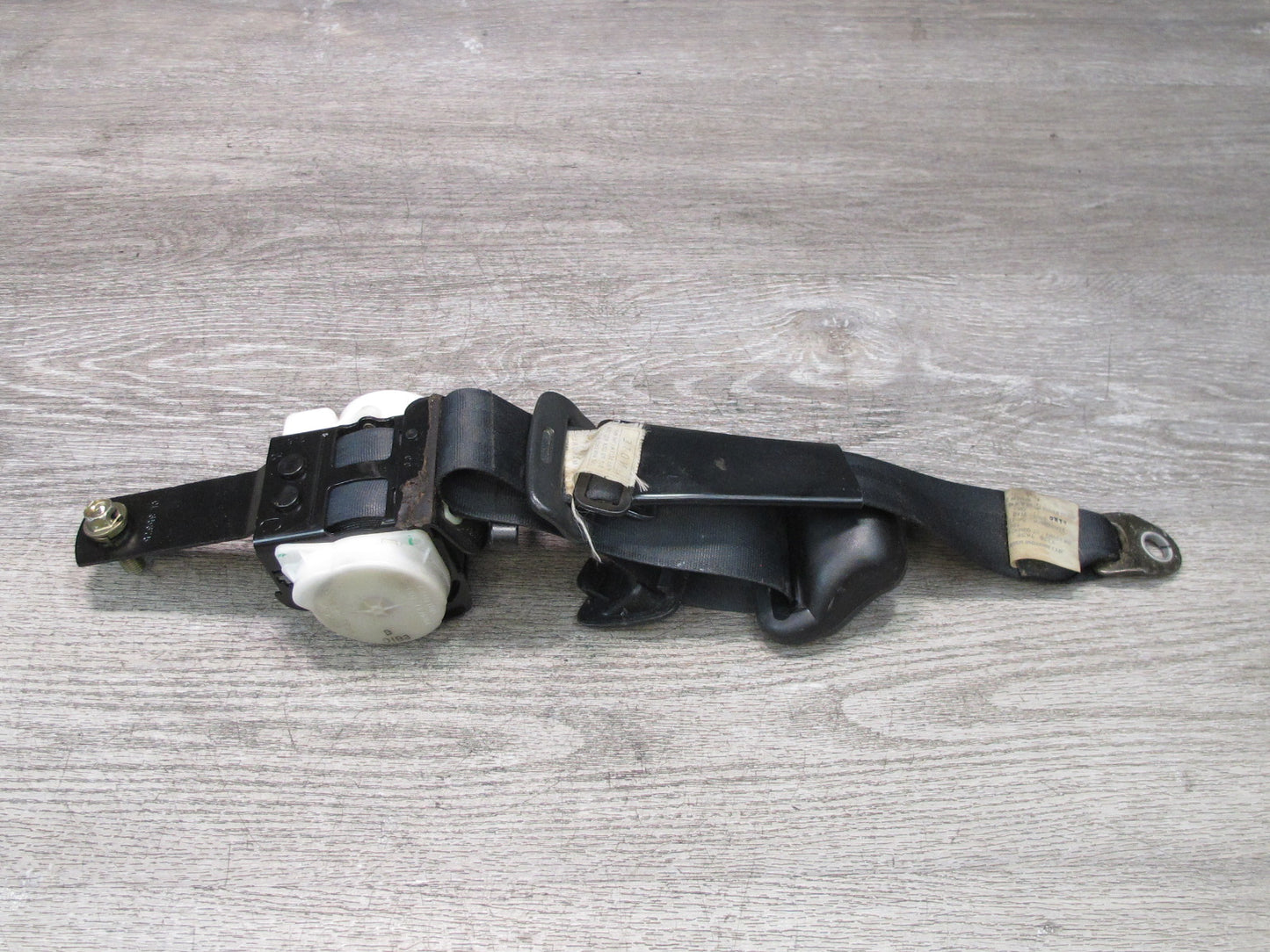 99-01 ISUZU VEHICROSS FRONT RIGHT & LEFT SIDE SEATBELT RETRACTOR SET OEM
