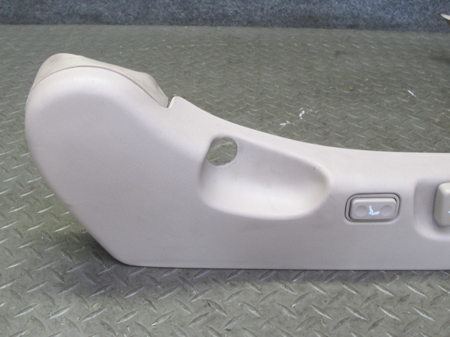 95-00 Lexus UZZ30L SC300 SC400 Front Right Seat Lower Trim w Switches Ivory OEM