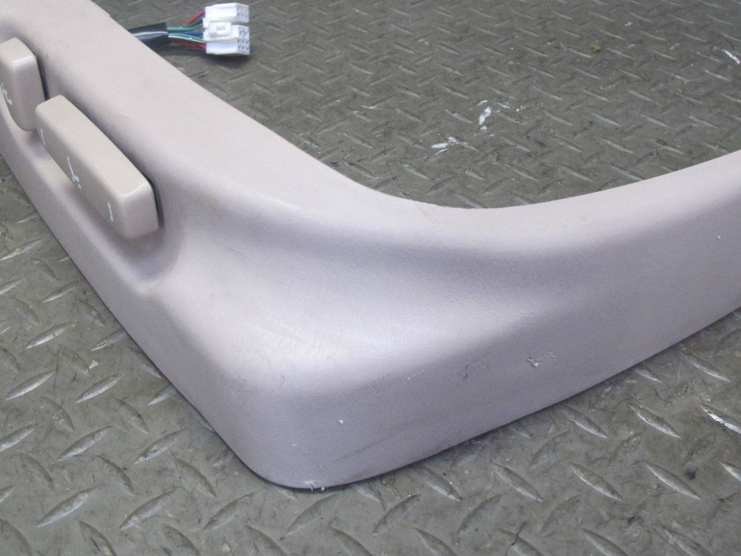 95-00 Lexus UZZ30L SC300 SC400 Front Right Seat Lower Trim w Switches Ivory OEM