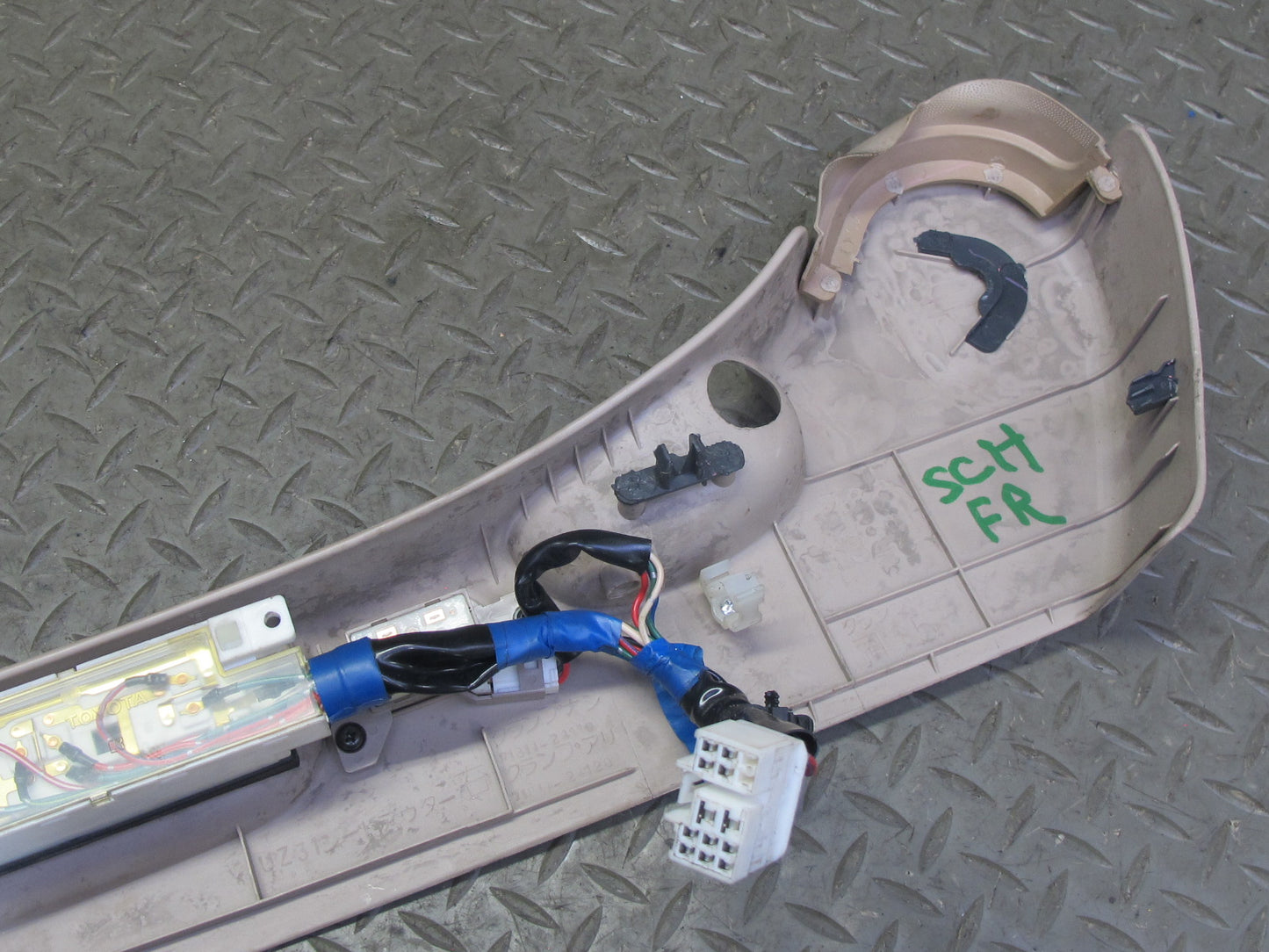 95-00 Lexus UZZ30L SC300 SC400 Front Right Seat Lower Trim w Switches Ivory OEM