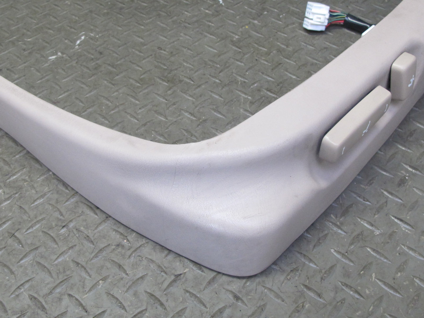 95-00 Lexus UZZ30L SC300 SC400 Front Left Seat Lower Trim w Switches Ivory OEM