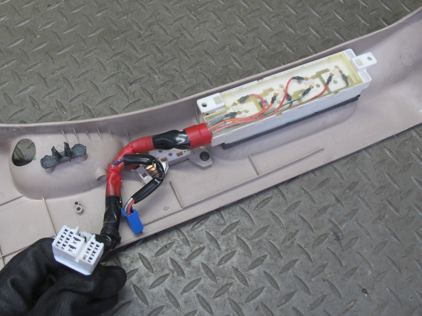 95-00 Lexus UZZ30L SC300 SC400 Front Left Seat Lower Trim w Switches Ivory OEM