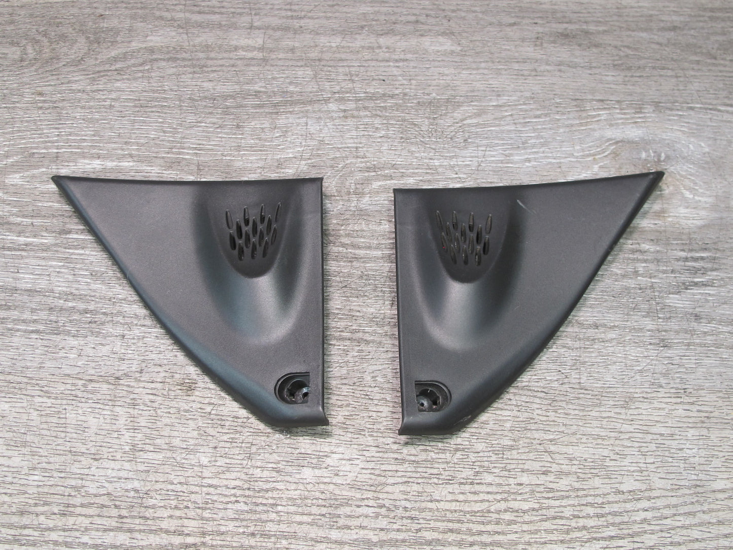 99-01 Isuzu Vehicross Set of 2 Left & Right Door Speaker Tweeter Trim Cover OEM