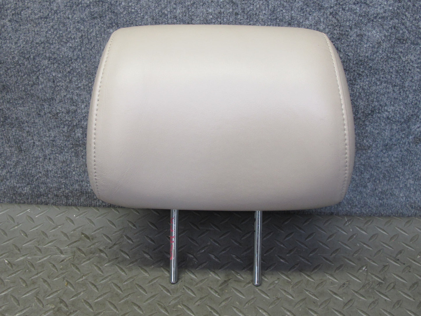 92-98 Lexus UZZ30L SC300 SC400 Set of 2 Front Seat Leather Headrest Ivory OEM