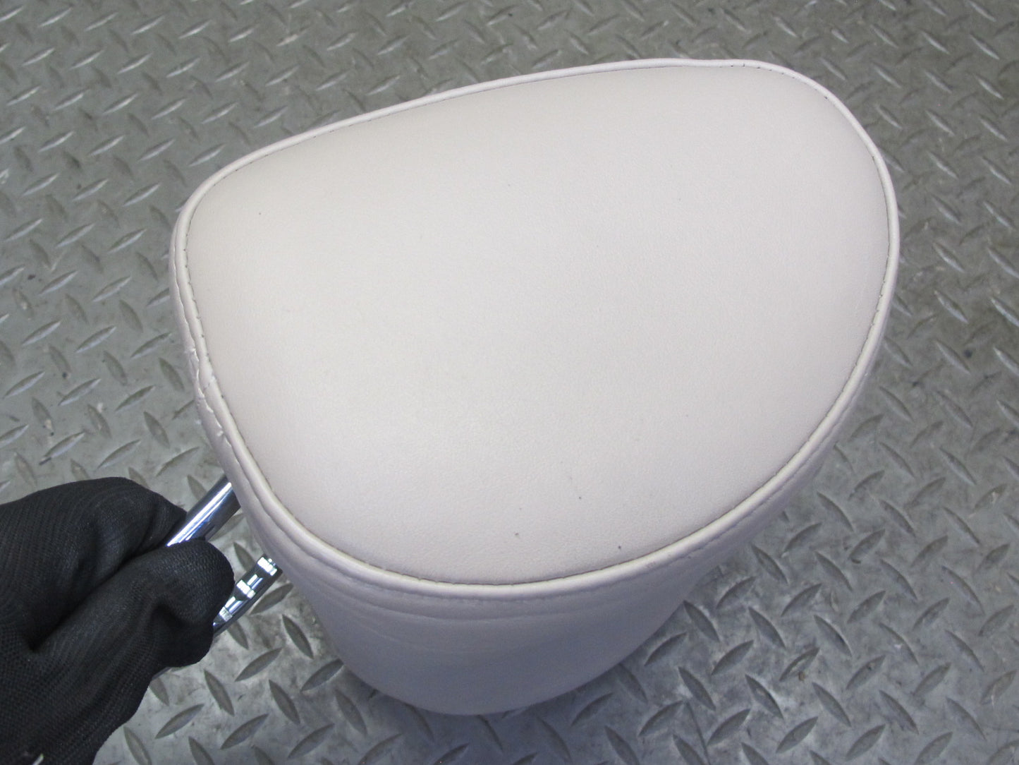 92-98 Lexus UZZ30L SC300 SC400 Set of 2 Front Seat Leather Headrest Ivory OEM