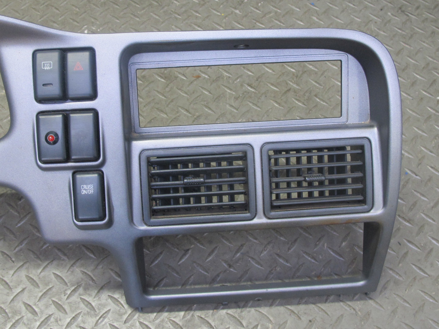 99-01 Isuzu Vehicross Dash Dashboard Cluster Radio Vent Trim Bezel Panel OEM