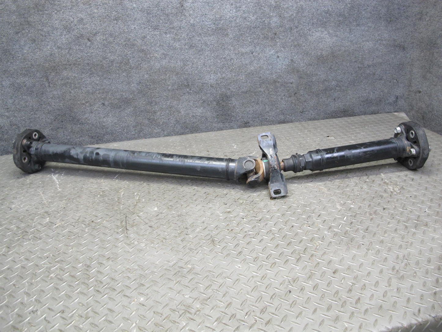 92-97 Lexus UZZ30L SC400 A/T Rear Drive Shaft Driveshaft OEM