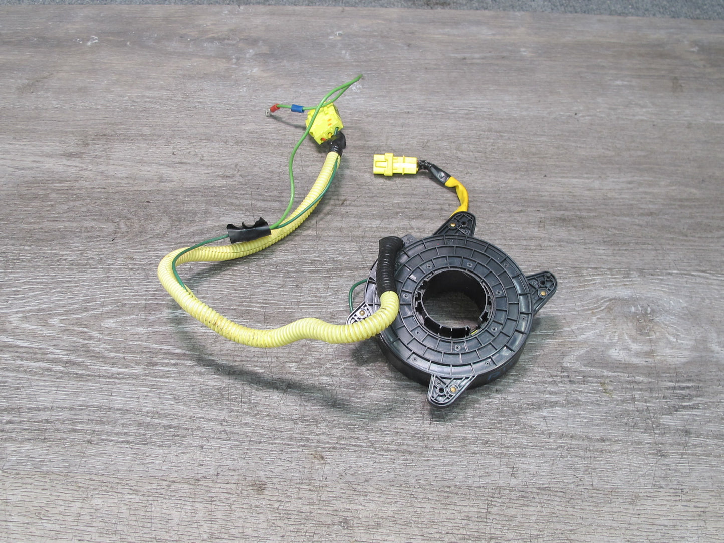 99-01 ISUZU VEHICROSS STEERING COLUMN CLOCK SPRING OEM