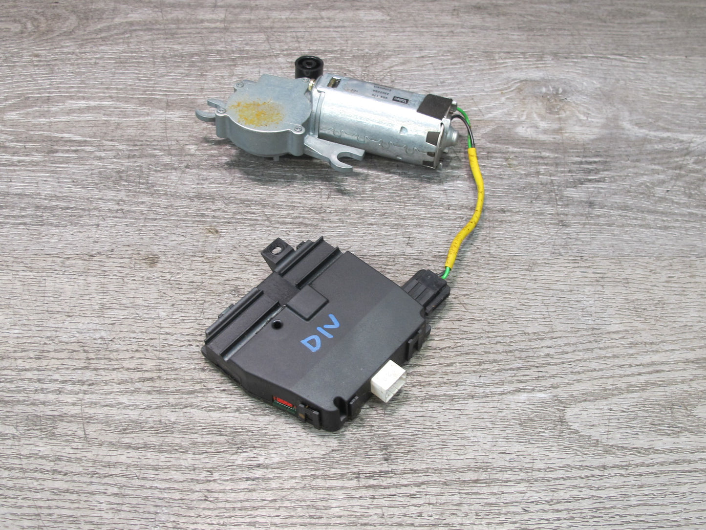 99-01 Isuzu Vehicross Sunroof Motor Drive Unit w Control Module Aftermarket
