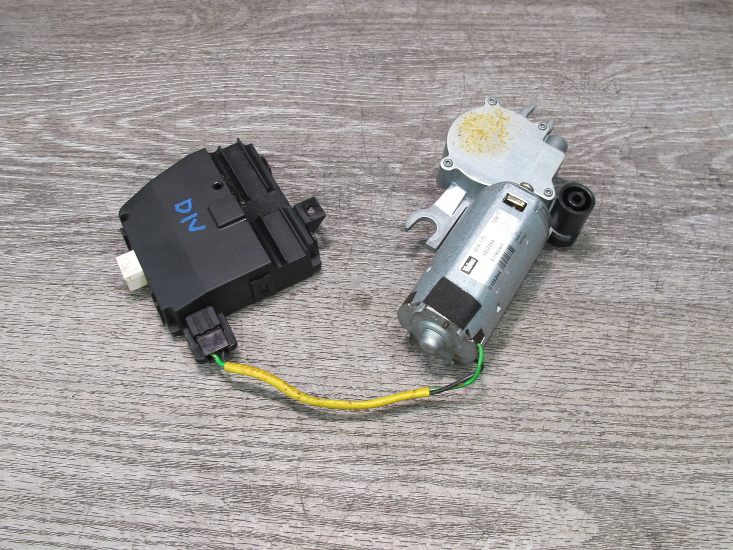 99-01 Isuzu Vehicross Sunroof Motor Drive Unit w Control Module Aftermarket