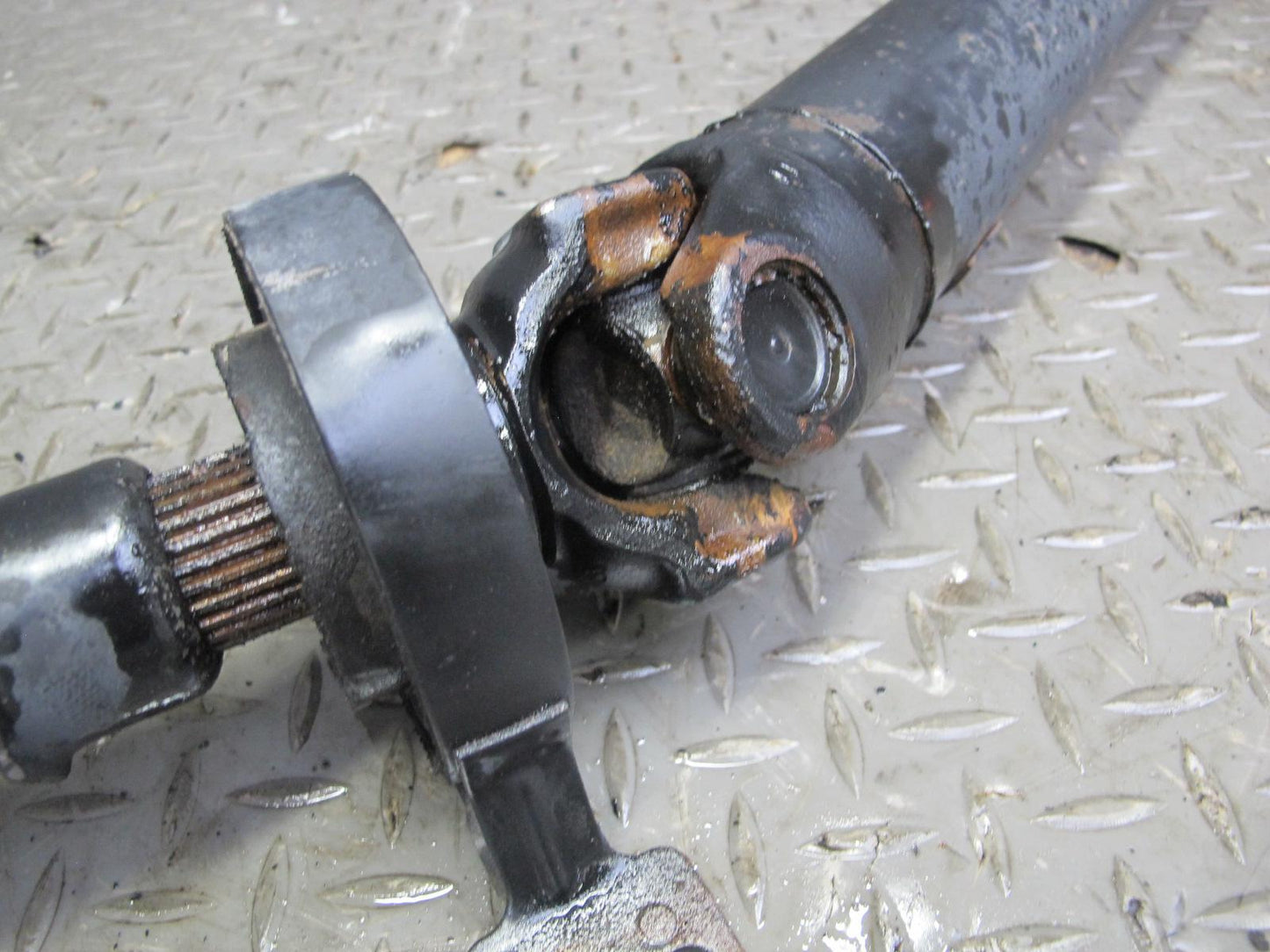 97-99 BMW E36/7 Z3 M52 AT Automatic Transmission Rear Driveshaft Drive Shaft OEM