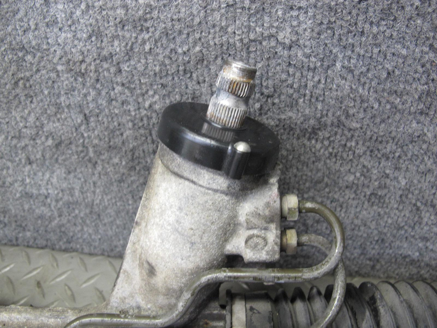 1999-2005 Porsche 911 Carrera 996 Power Steering Rack AND Pinion Gear Assembly