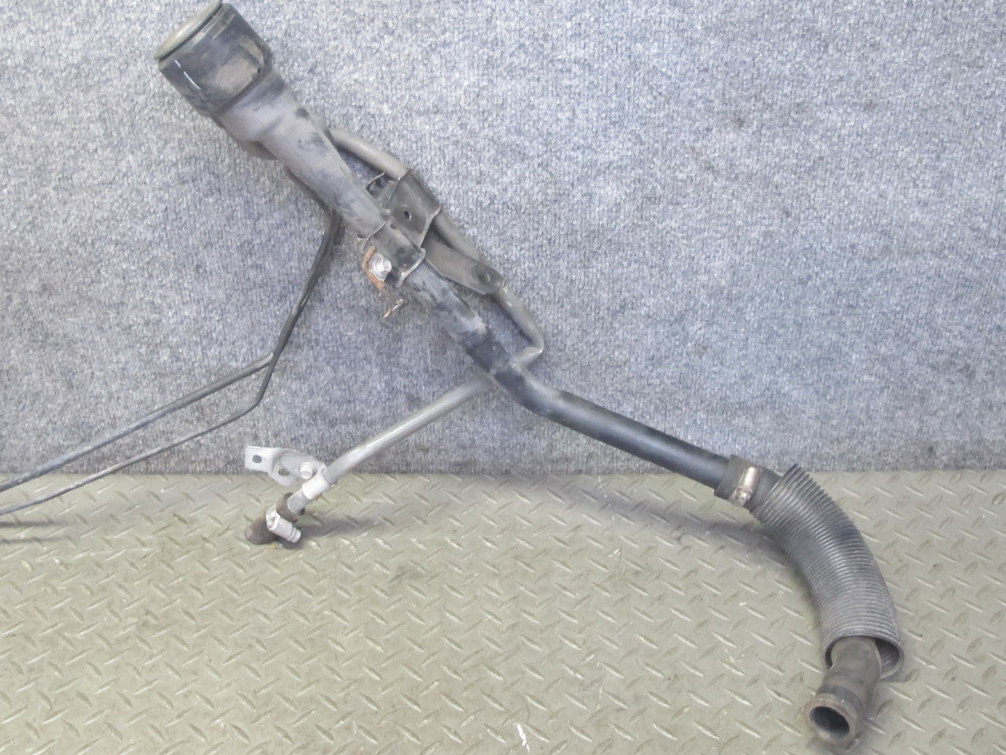 00-05 Toyota MR2 Spyder ZZW30L Fuel Tank Filler Neck Pipe OEM