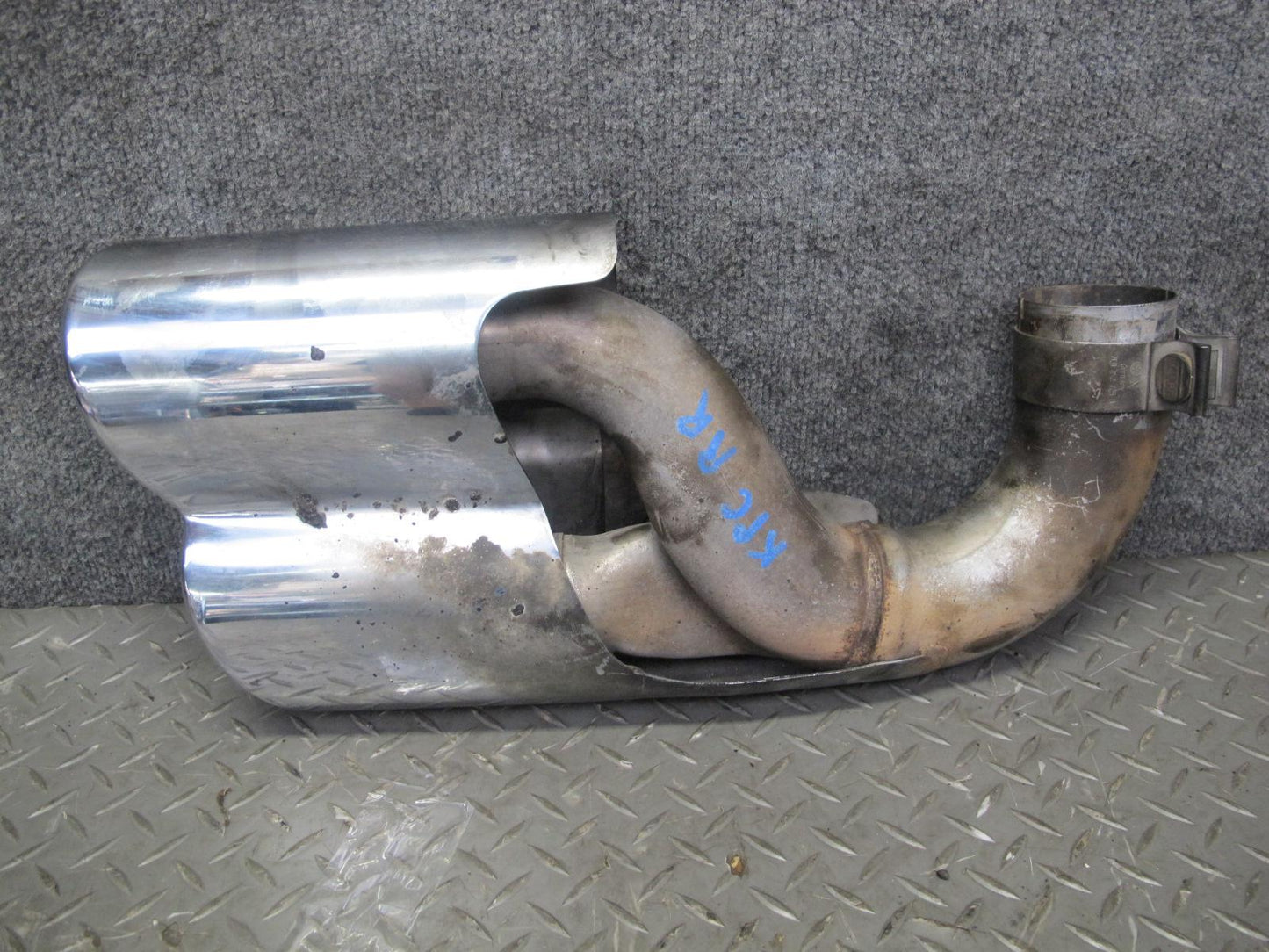 2006 Porsche Cayenne 955 Turbo S Rear Left & Right Exhaust Muffler Tip Set