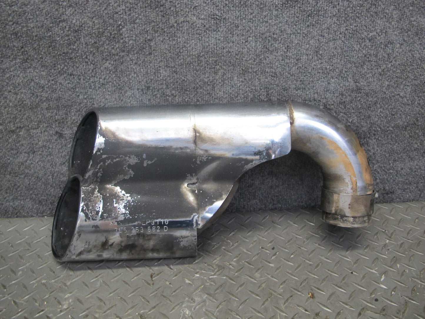 2006 Porsche Cayenne 955 Turbo S Rear Left & Right Exhaust Muffler Tip Set