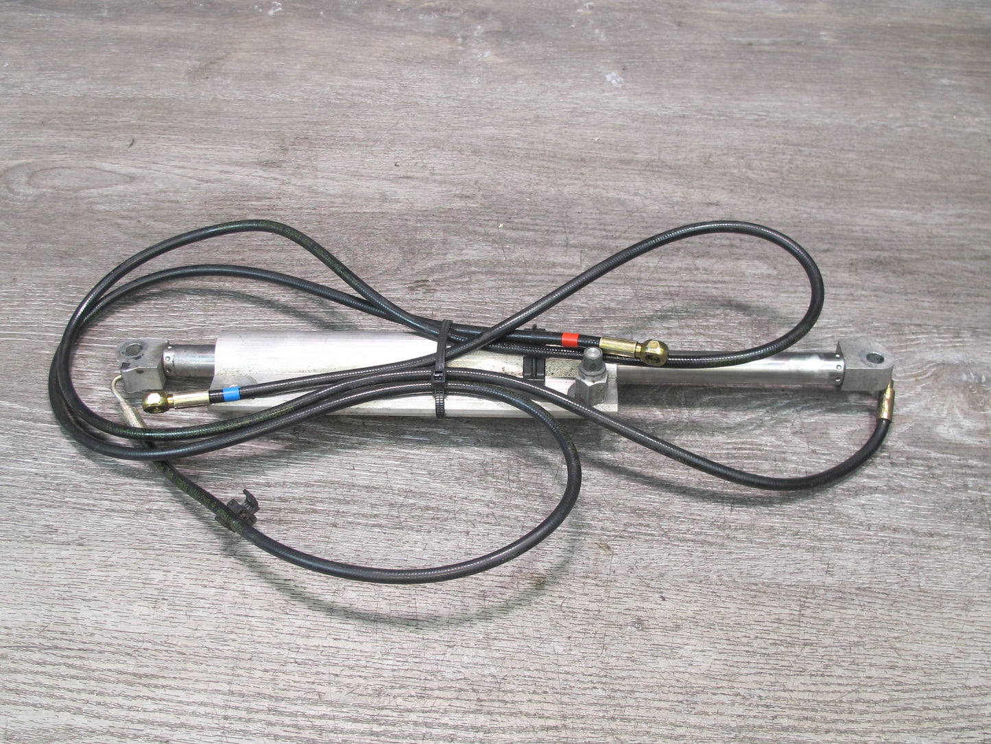 99-05 Porsche 911 996 Convertible TOP Roof Left Right Hydraulic Cylinder Set